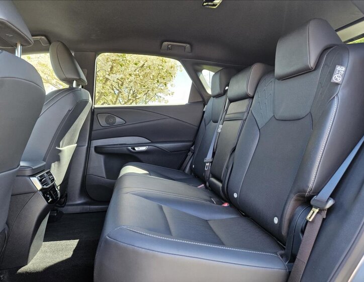 Lexus RX 350h SUV / Terénní 2,5 l 184 kw