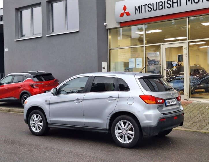 Mitsubishi ASX SUV / Terénní 1,6 l 86 kw