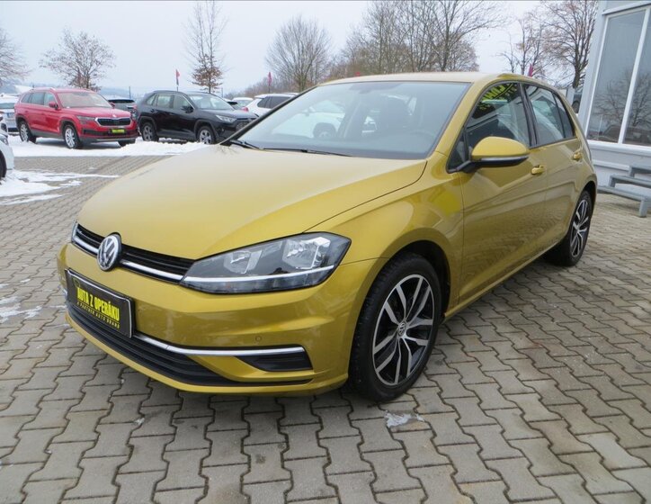 Volkswagen Golf Hatchback 999,0 85 kw