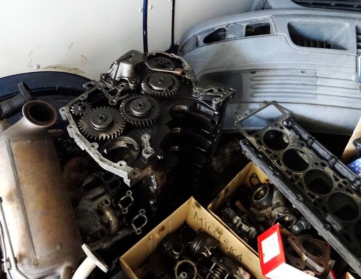 Volkswagen Transporter Skříň 2,5 l 96 kw