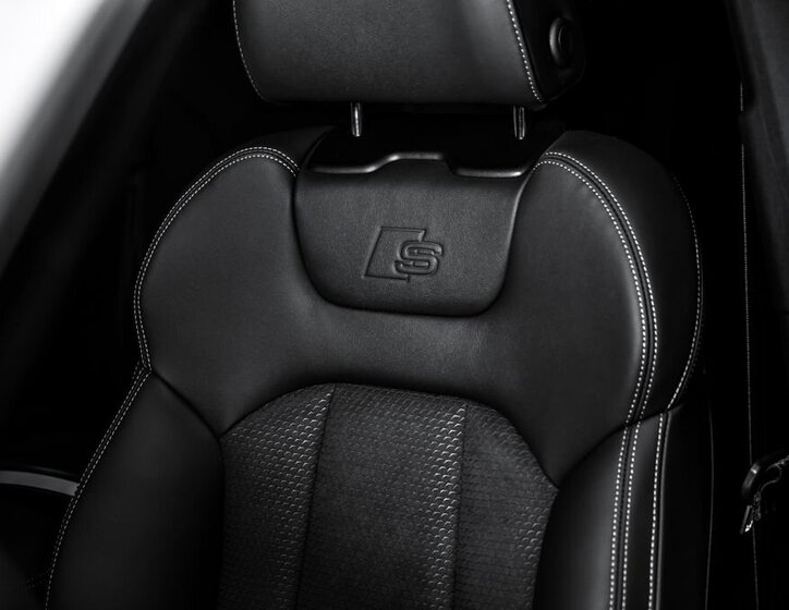 Audi Q8 SUV 3,0 l 210 kw