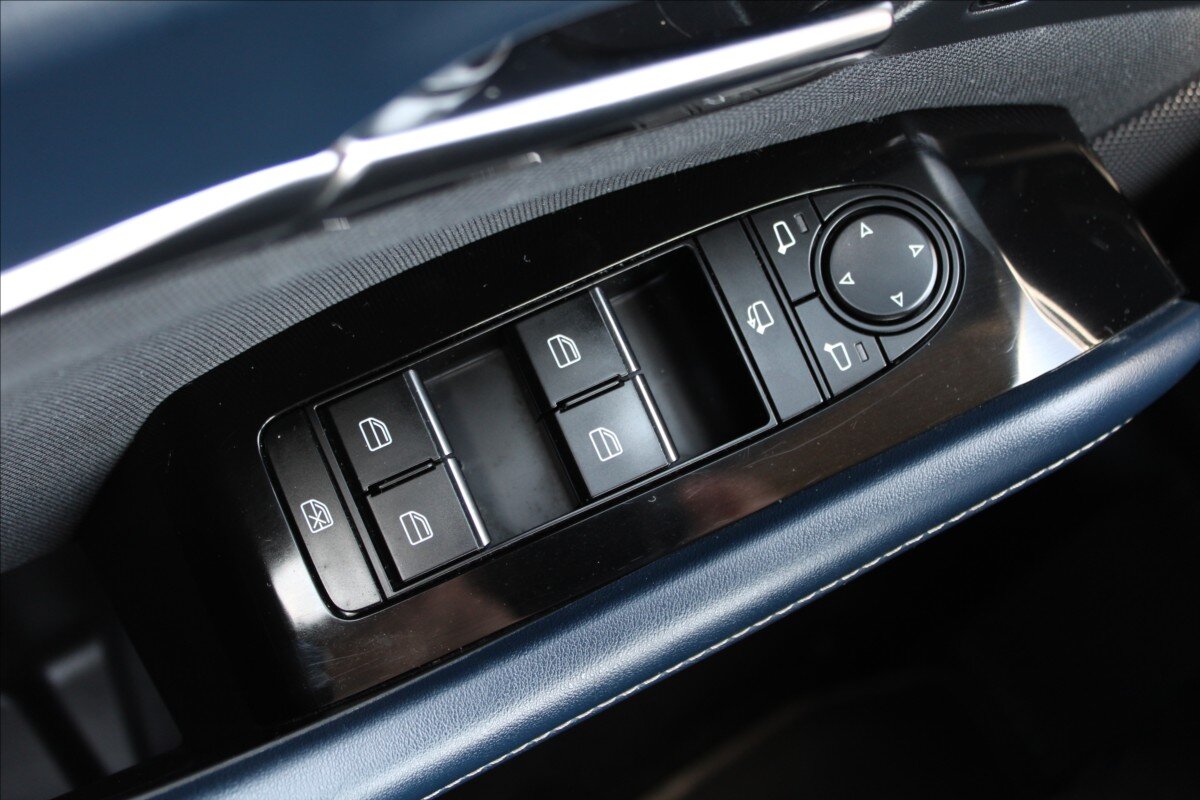 Mazda CX-30 SUV / Terénní 2,0 l 90 kw