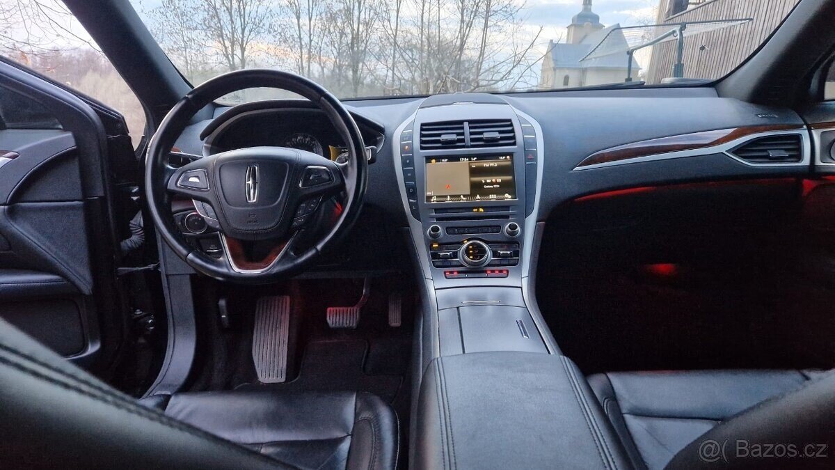 Lincoln MKZ Sedan / Limuzína 0,0 0