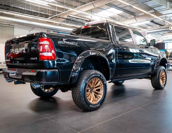 Dodge RAM Pick-up 5,7 l 291 kw