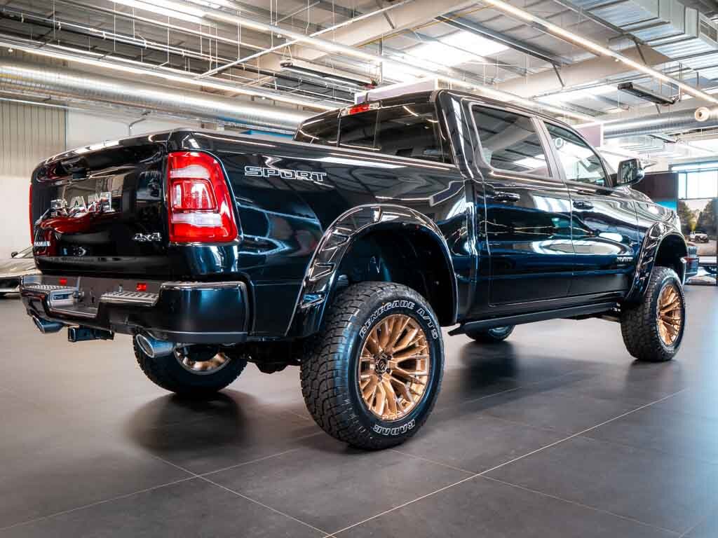 Dodge RAM Pick-up 5,7 l 291 kw