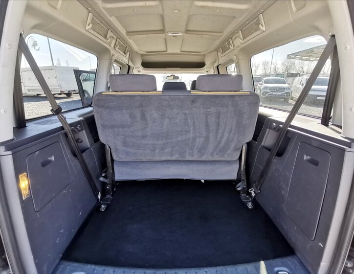 Volkswagen Caddy Pick-up 1,6 l 75 kw