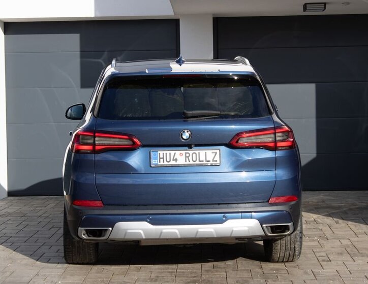 BMW X5 SUV 3,0 l 195 kw