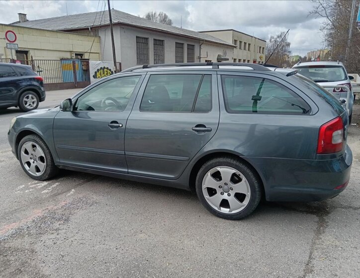 Škoda Octavia Kombi 2,0 l 103 kw