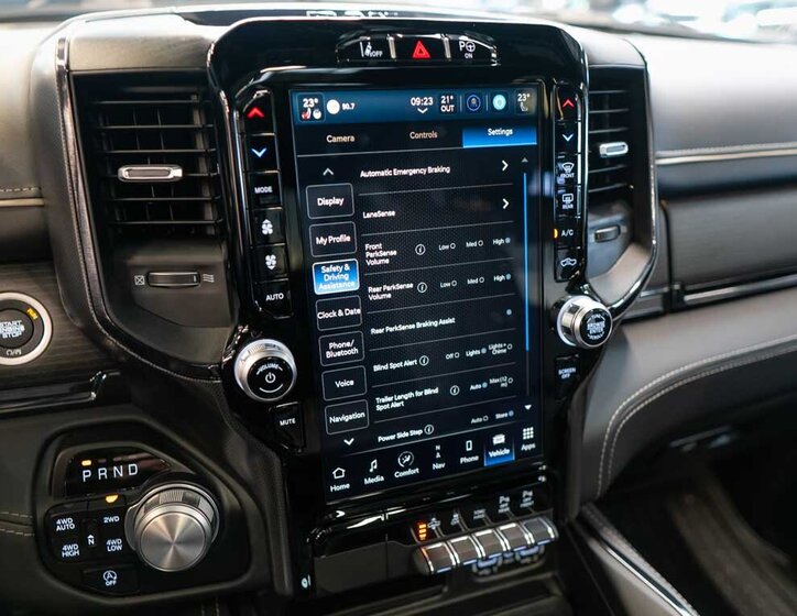 Dodge RAM Pick-up 5,7 l 291 kw