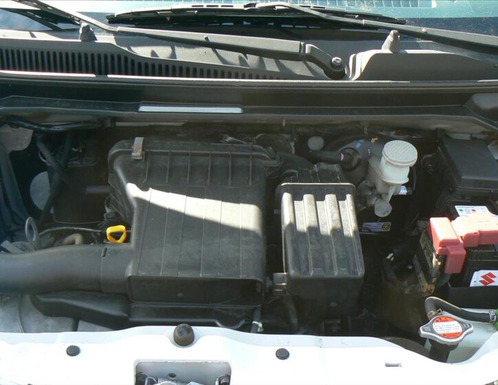 Suzuki Alto Hatchback 996,0 50 kw