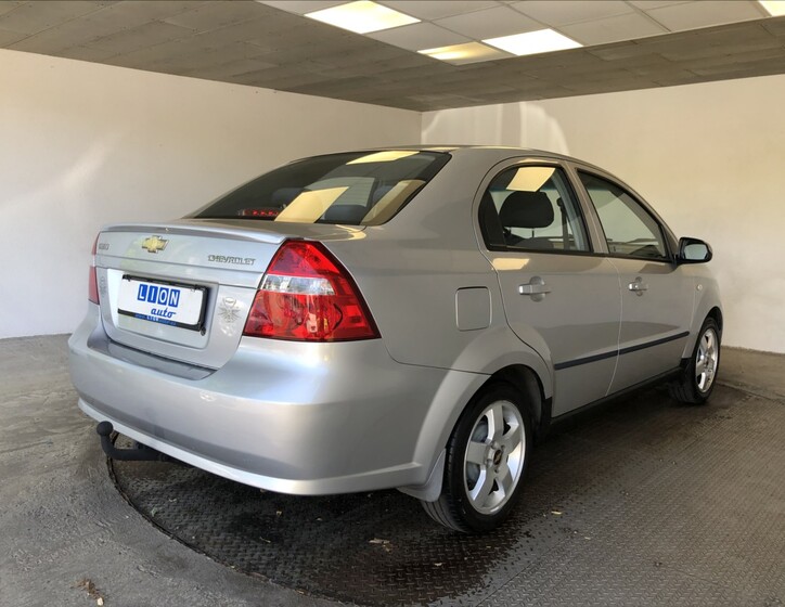 Chevrolet Aveo 7
