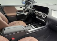 Mercedes-Benz GLA 12