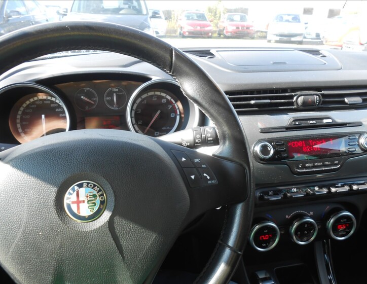 Alfa Romeo Giulietta 25