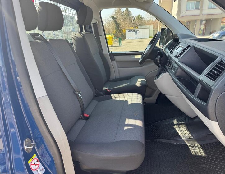 Volkswagen Transporter 11