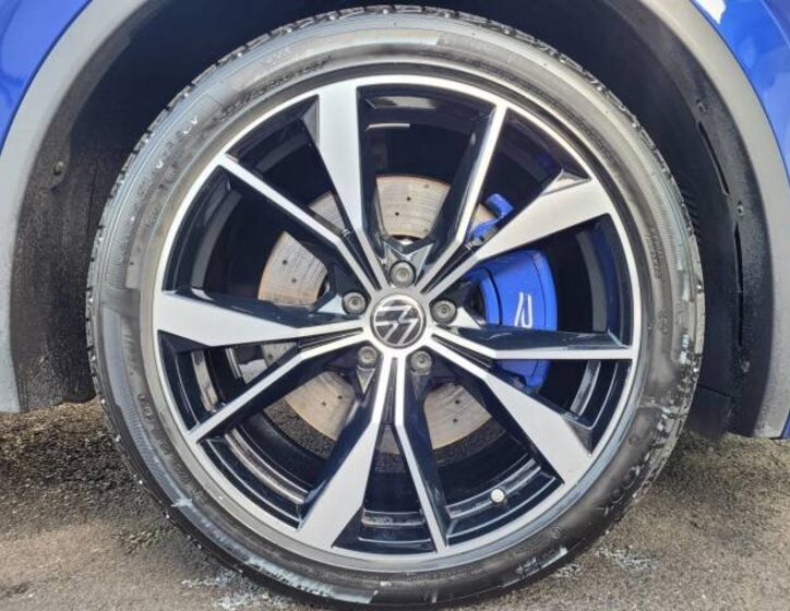 Volkswagen Tiguan SUV 2,0 l 235 kw