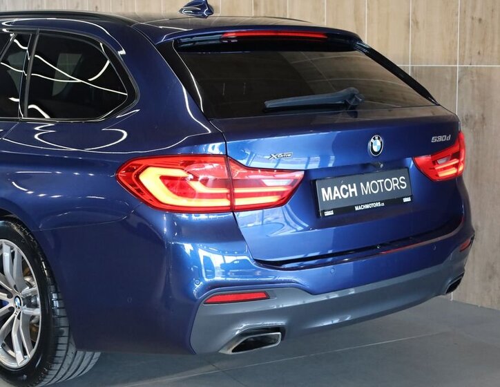 BMW Řada 5 Kombi 3,0 l 195 kw