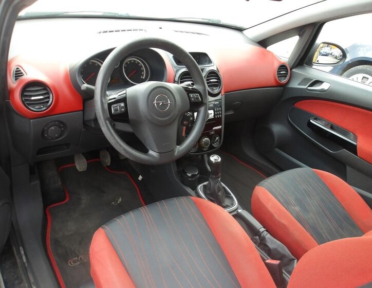 Opel Corsa Hatchback 1,2 l 59 kw