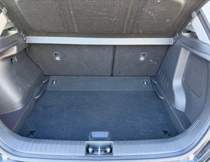 Hyundai Kona SUV 1,6 l 146 kw