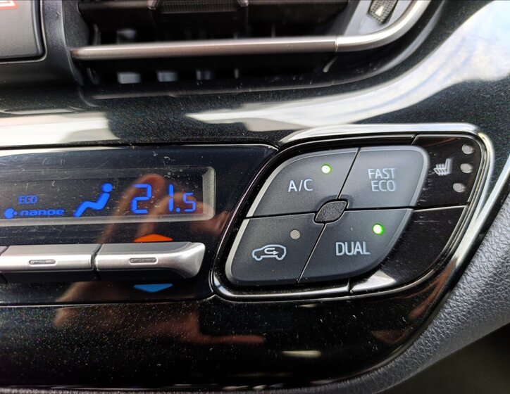 Toyota C-HR Hatchback 1,8 l 72 kw