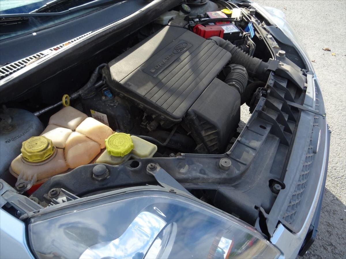 Ford Fiesta Hatchback 1,3 l 51 kw