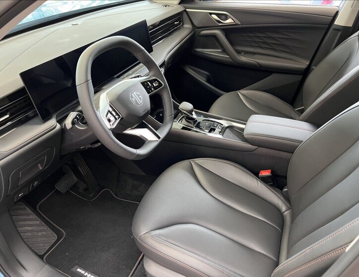 MG HS SUV 1,5 l 125 kw