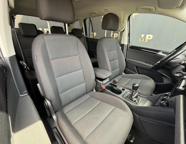 Volkswagen Touran 16