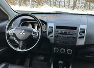 Mitsubishi Outlander 20