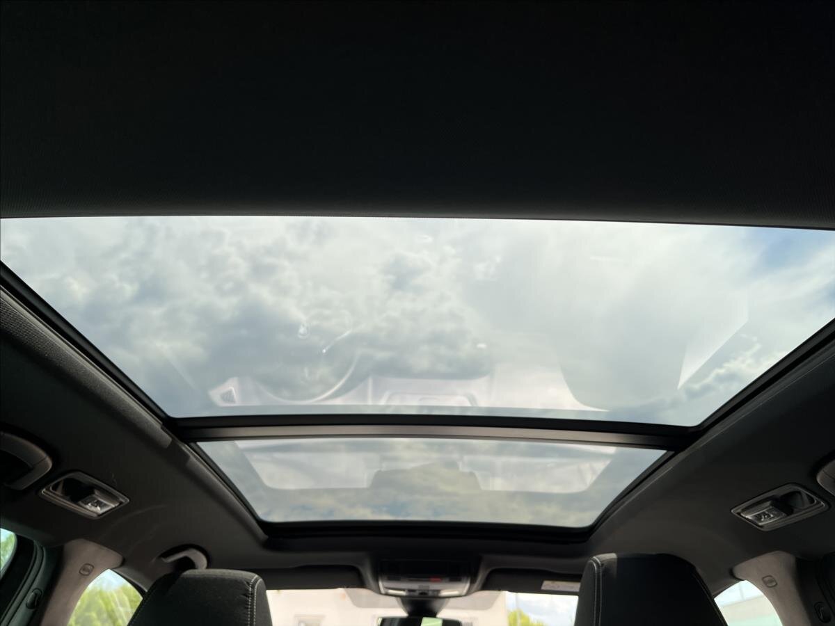 Škoda Karoq SUV 2,0 l 110 kw