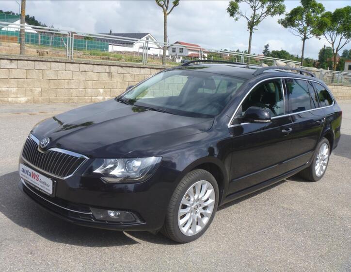Škoda Superb 1