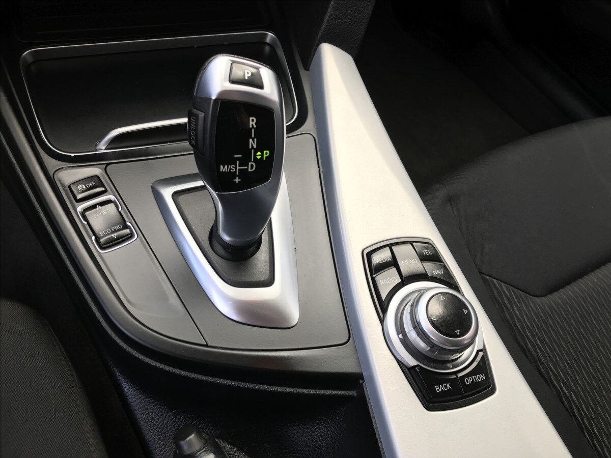 BMW Řada 3 Kombi 2,0 l 110 kw