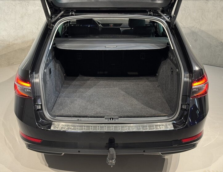 Škoda Superb Kombi 1,4 l 160 kw