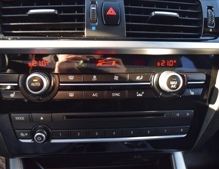 BMW X4 Sedan 2,0 l 140 kw