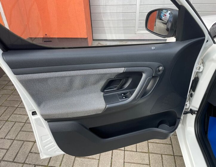 Škoda Roomster Kombi 1,2 l 63 kw