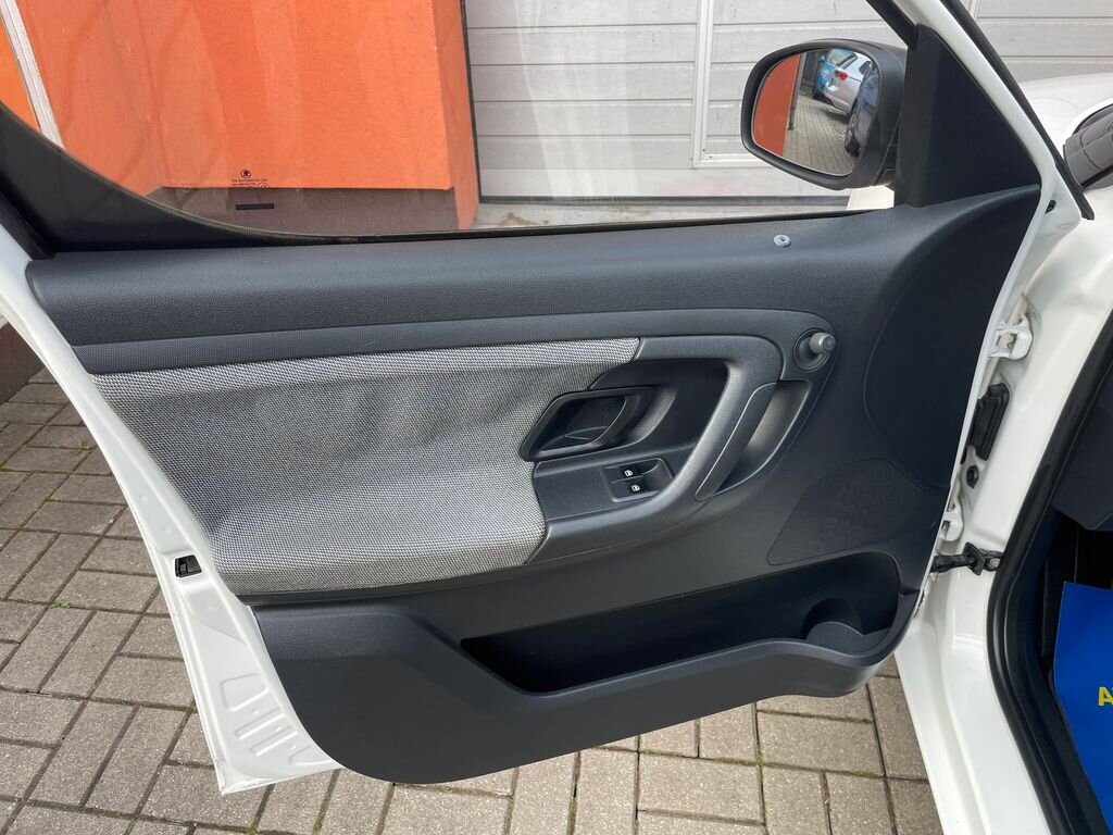 Škoda Roomster Kombi 1,2 l 63 kw