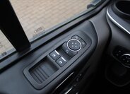 Ford Tourneo Custom 24