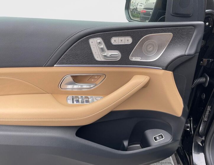 Mercedes-Benz GLE 10