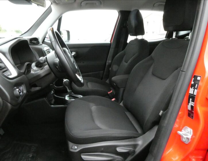 Jeep Renegade SUV 1,3 l 111 kw