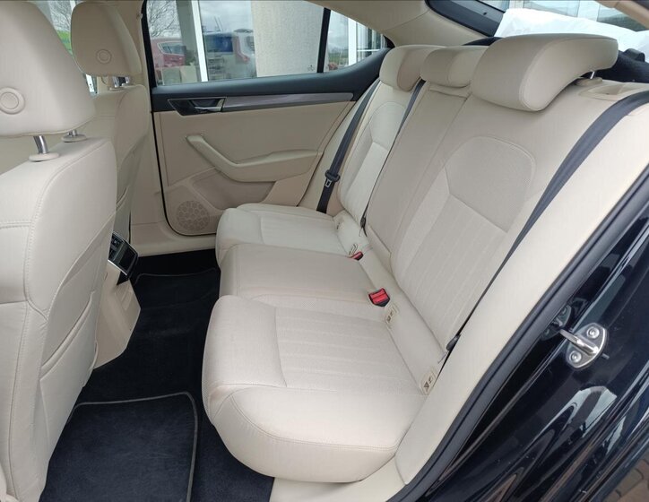 Škoda Superb Liftback 2,0 l 110 kw