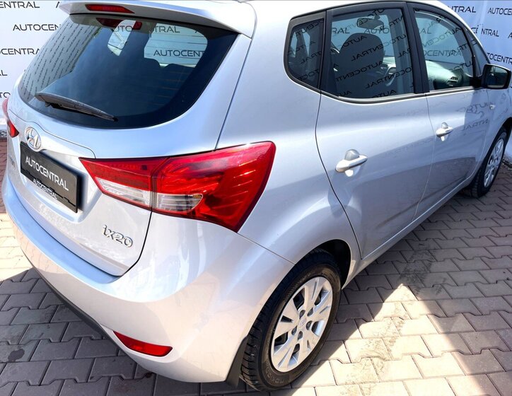 Hyundai ix20 MPV 1,4 l 66 kw