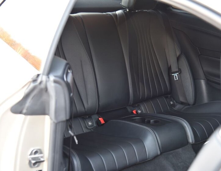 Mercedes-Benz Třídy E 23