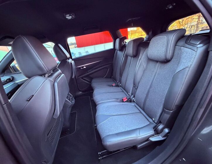 Peugeot 5008 14