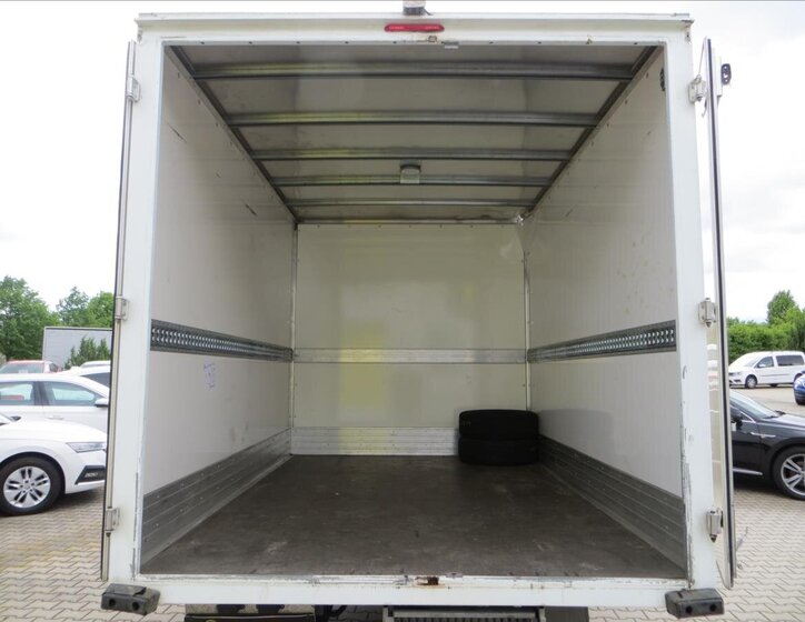 Iveco Daily Skříň 3,0 l 100 kw