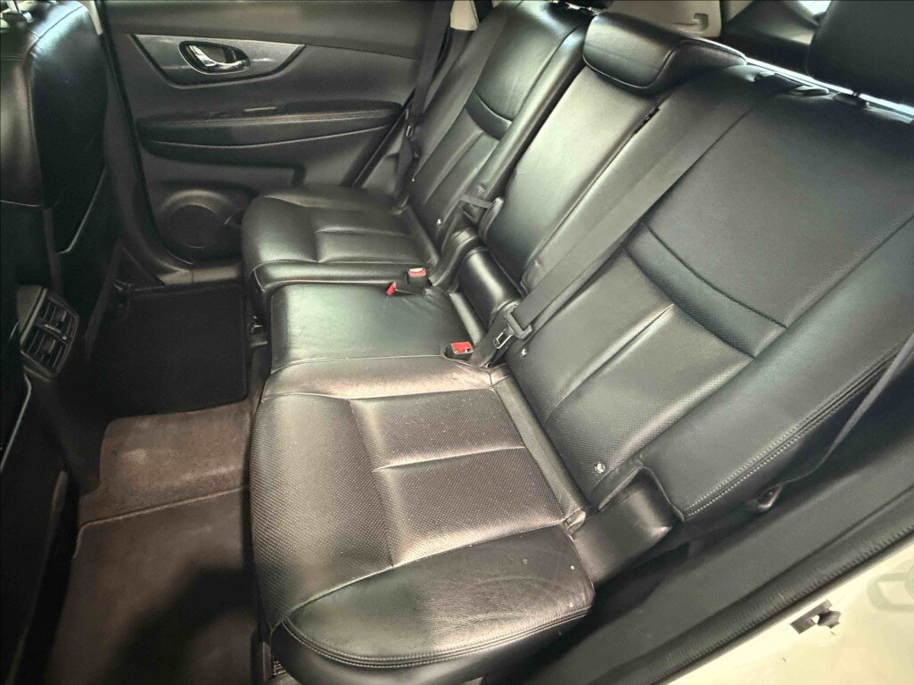 Nissan X-Trail SUV 1,6 l 96 kw