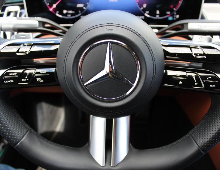 Mercedes-Benz Třídy S 38