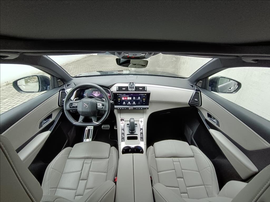 DS Automobiles DS7 Crossback