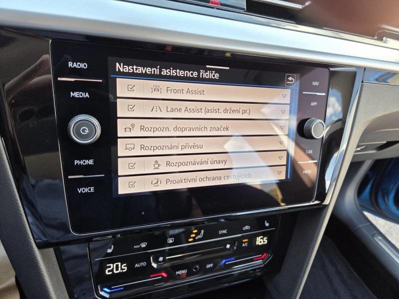 Volkswagen Arteon Kombi 2,0 l 140 kw