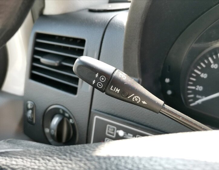 Mercedes-Benz Ostatní Ostatní 2,1 l 120 kw