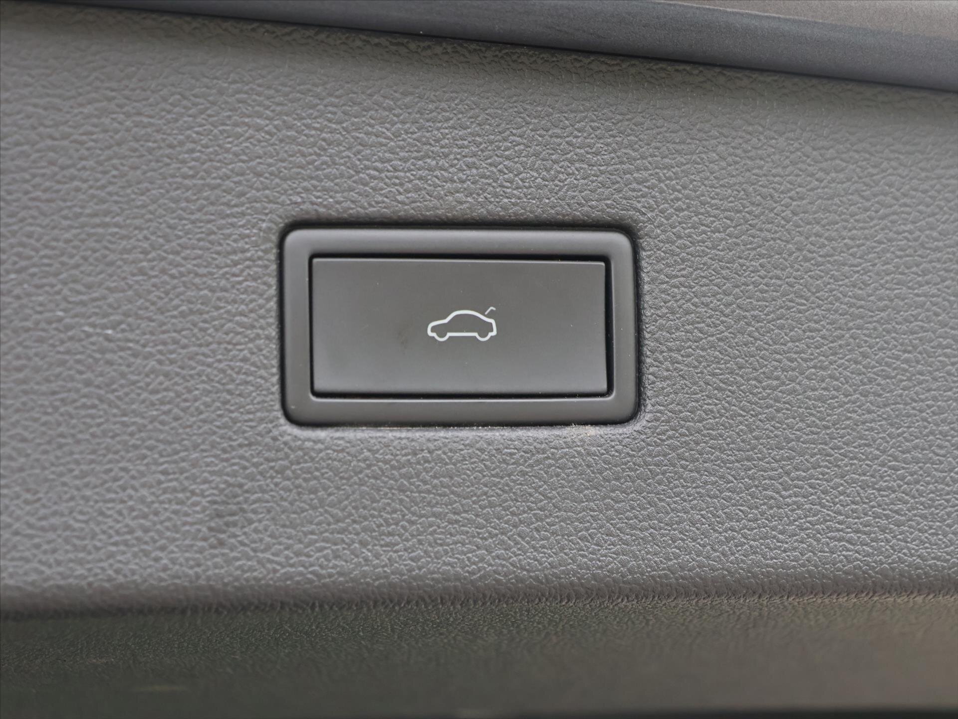 Volkswagen Tiguan Allspace SUV / Terénní 2,0 l 147 kw