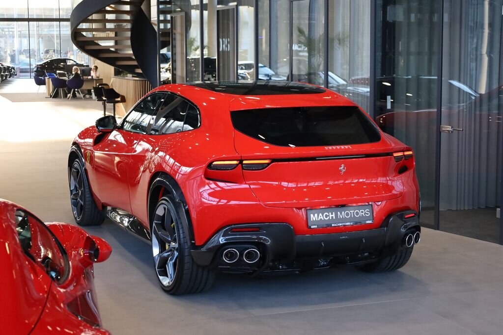 Ferrari Ostatní SUV / Terénní 6,5 l 533 kw