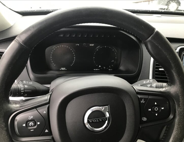 Volvo XC90 SUV 2,0 l 173 kw